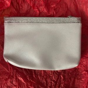 Ipsy makeup bag